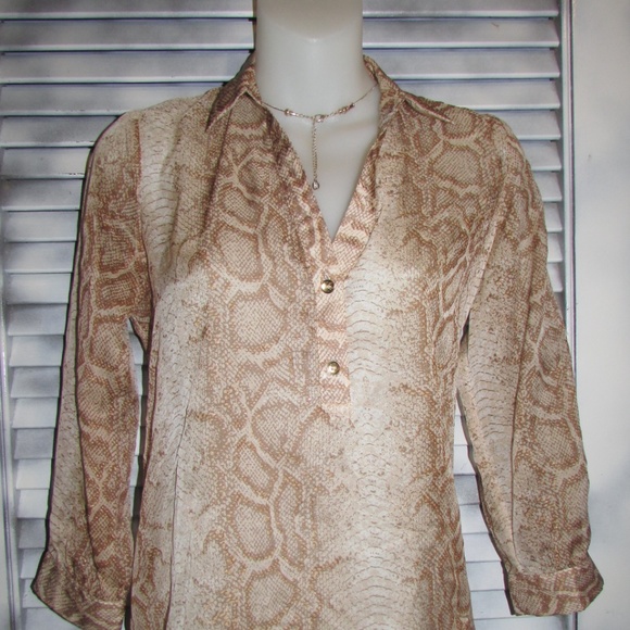 Sold-- Limited sm snakeskin pattern - Picture 6 of 8